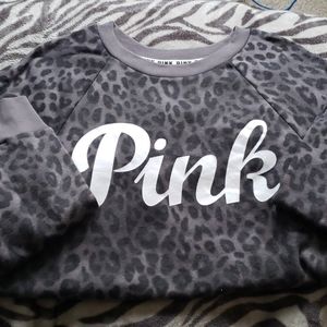 Crewneck sweater leopard print